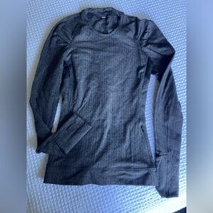 Lululemon long sleeve shirt